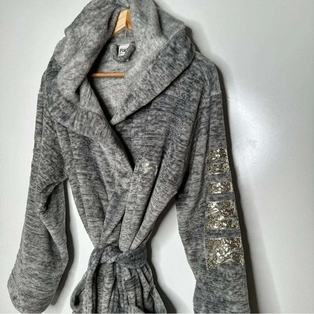 Victorias Secret PINK Gray Gold Sequin Plush Robe Size XS/S - Picture 5 of 11
